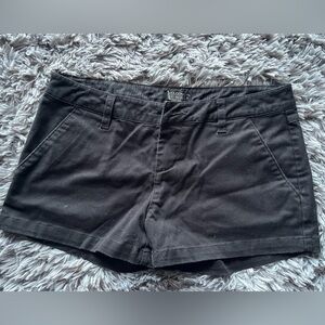 Women’s Volcom Frochickie Shorts Size 3